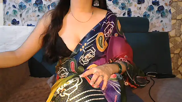 Sala de chat en directo de Real_Naira