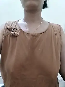 غرفة دردشة love_sexy090 المباشرة