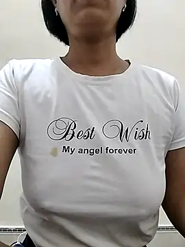 love_sexy090 Adlı Modelin Canlı Sohbet Odası