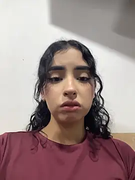 חדר צ'אט בשידור חי של RosseMelody