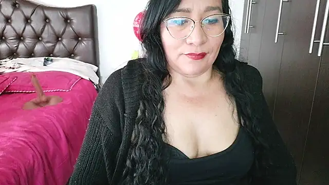 Grace_mature_milf's Live Chat Room