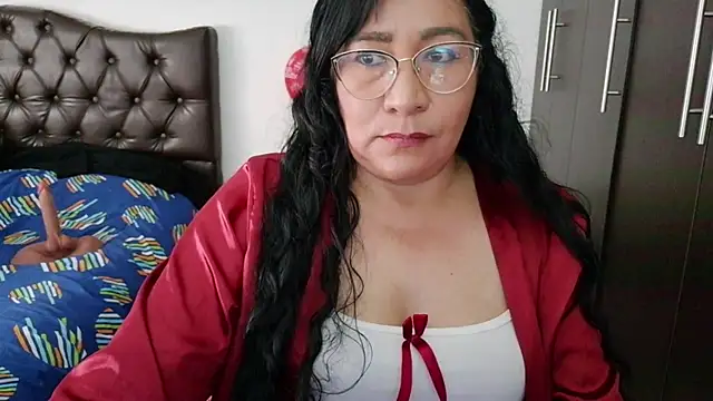 Grace_mature_milf's Live Chat Room