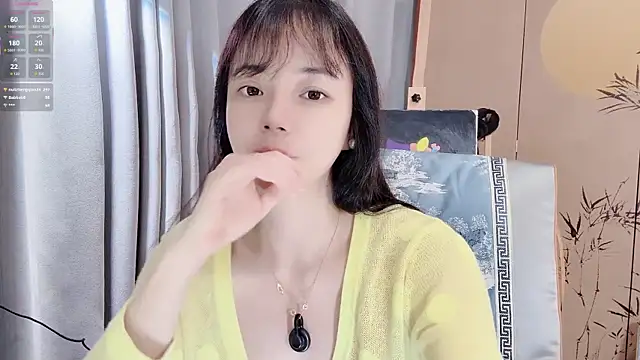 xinxin520-baby Adlı Modelin Canlı Sohbet Odası