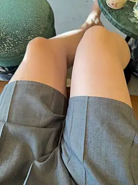 Meii-meyy Adlı Modelin Canlı Sohbet Odası