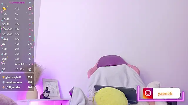 Liah__19 Live chatroom