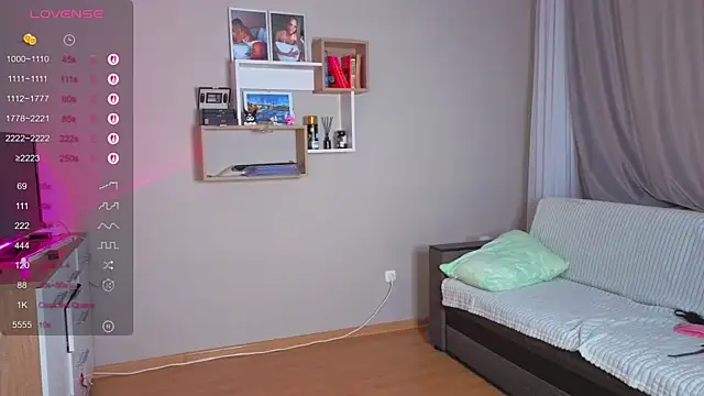 Živá chatovací místnost Emmi_crystal