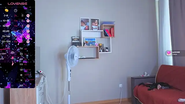 Emmi_crystal élő chatszobája
