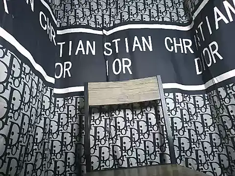 Pretty_christine01: онлайн-чат