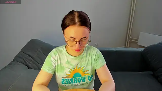 MewStella's Live Chat Room