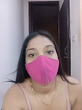 Cute_Rakhi8 Adlı Modelin Canlı Sohbet Odası