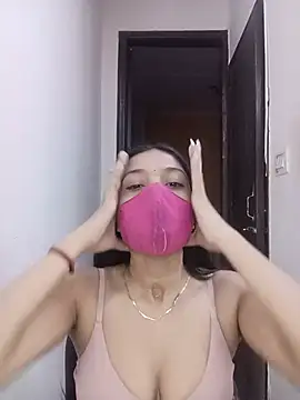 Cute_Rakhi8 élő chatszobája