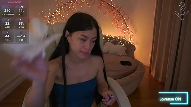 FataleNellie's Live Chat Room