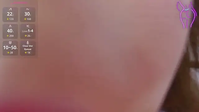 Queen_Michelle_ – Naživo chatovacia miestnosť