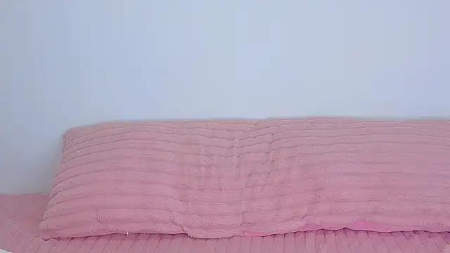 Živá chatovací místnost AntonellaaRossii