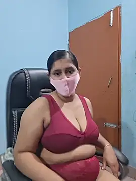 Cute_Faria Adlı Modelin Canlı Sohbet Odası