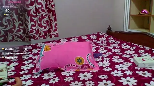 Živá chatovací místnost Baby_Hot_Spicy
