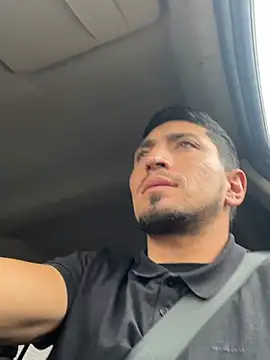 reydav11's Live Chat Room