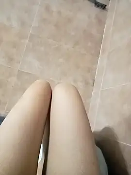 Hinna_x Live chatroom