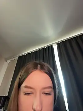 AnnLaisy Live Chatraum