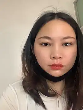 zhizhinaigai Live chatroom