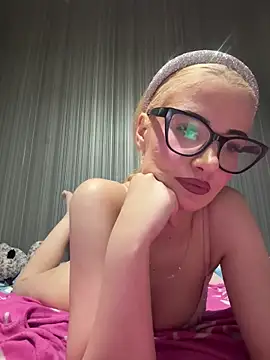 SirenLisa69 чат на живо