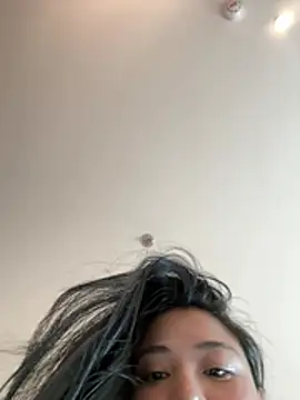 Lee_Ahnn Live chat-huone