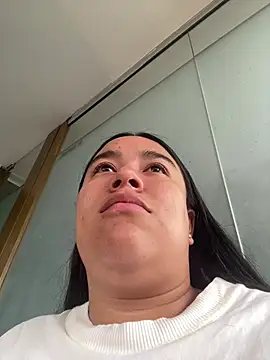 Zoey_thompson's Live Chat Room