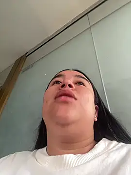 Zoey_thompson's Live Chat Room