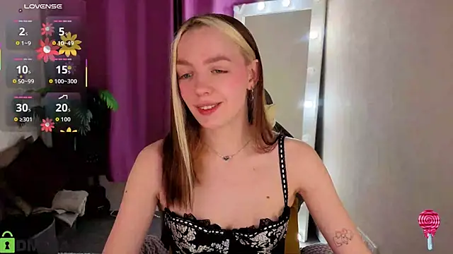 R0cket_bunny লাইভ চ্যাট রুম