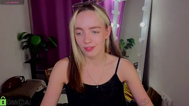 R0cket_bunny – live chatrum