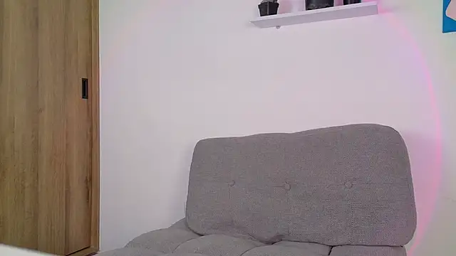 sara_queen10 – Naživo chatovacia miestnosť