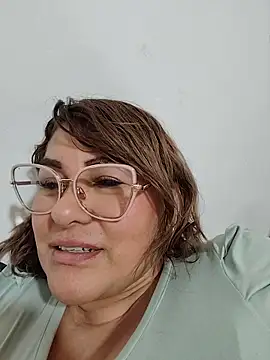 Živá chatovací místnost AlexxiaaMat