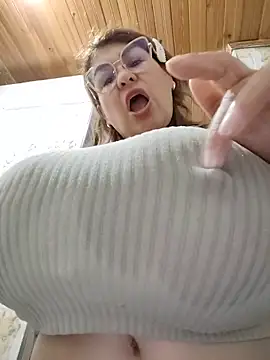 Sala de chat en directo de AlexxiaaMat