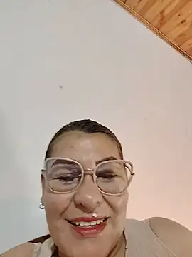 Chat ao vivo de AlexxiaaMat