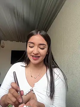 sweet_artemiis – Naživo XXX chat