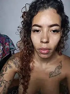 Živá chatovací místnost Pamelamiler__