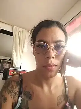 Živá chatovací místnost Pamelamiler__