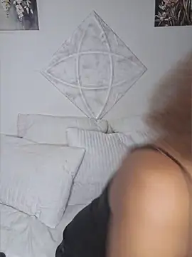 חדר צ'אט בשידור חי של ELAINE_xXxX