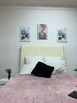ELAINE_xXxX Live chatroom