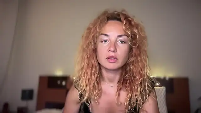 Reddgiirl Live Chatraum