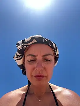 Reddgiirl Live Chatraum