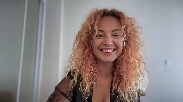 Živá chatovací místnost Reddgiirl