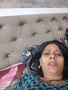 Soniya_Roy Adlı Modelin Canlı Sohbet Odası
