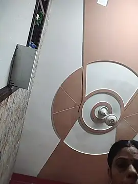 Soniya_Roy Ruang Obrolan Langsung
