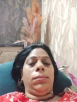 Soniya_Roy Adlı Modelin Canlı Sohbet Odası