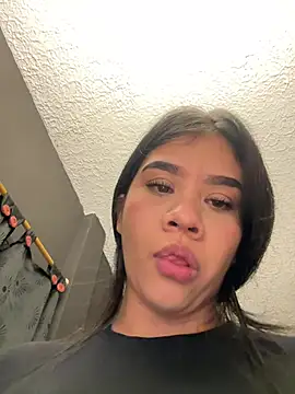 alhaana_ – live chatrum