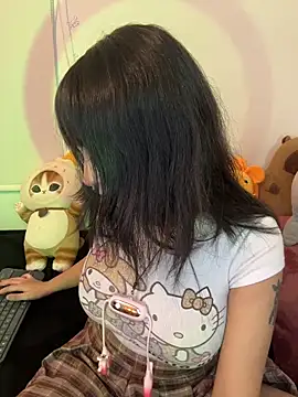 غرفة دردشة Kitty_yukimura المباشرة