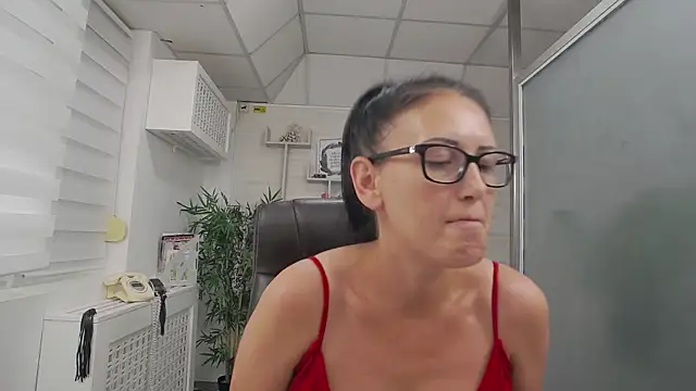 HellenDesire – live chatrum