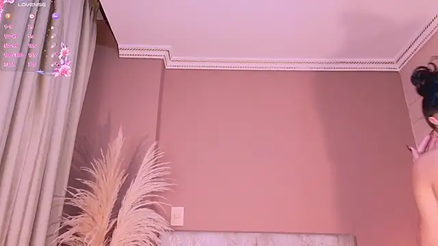 Sala de chat ao vivo de LunaAspen_