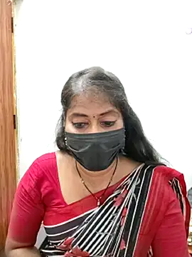 Živá chatovací místnost tamil_Sigappu_Roja